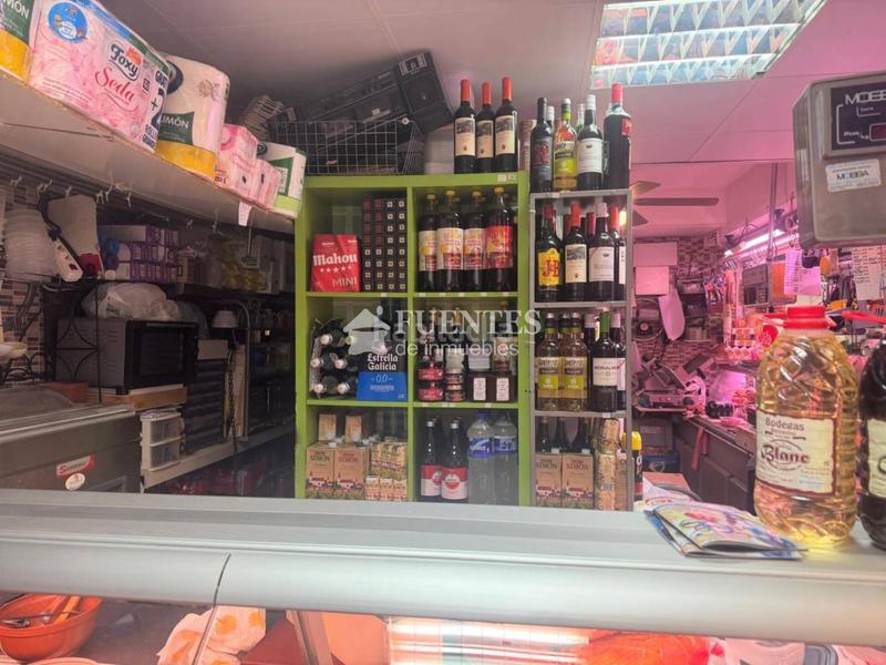 Foto e6ce1147-c100-4373-ae24-914fb39bf190. Local comercial a Pla de Bon Repós Alicante