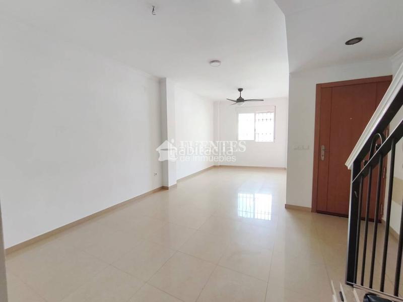 Foto 2a68fad6-f951-4ab3-9eb5-f5e664122011. Casa adosada venta de casa adosada alacant en Garbinet - Parque de las Avenidas Alicante