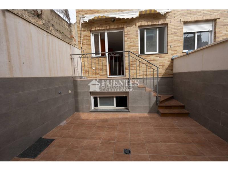 Foto 4978d7fa-1078-4813-aab4-5b415cb17f67. Casa adosada venta de casa adosada alacant en Garbinet - Parque de las Avenidas Alicante