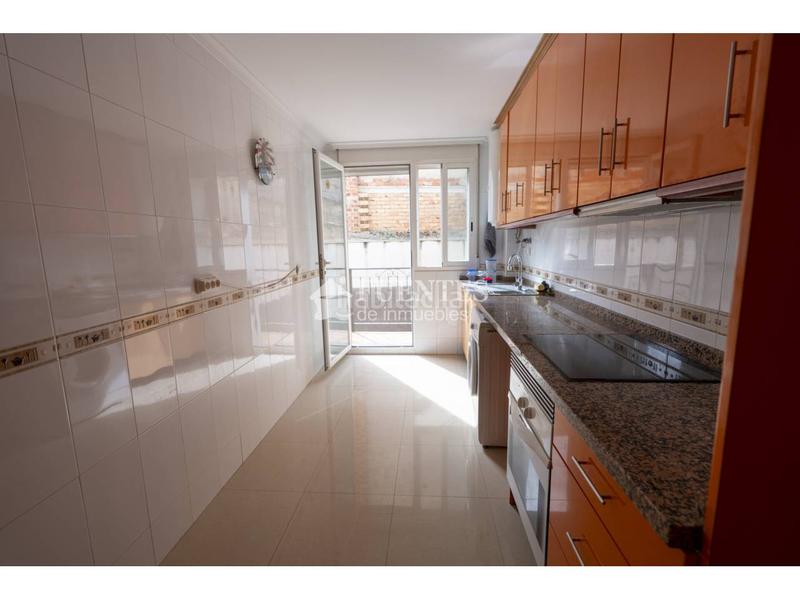 Foto 560994e7-53d2-4ac4-af41-22e2792f6922. Casa adosada venta de casa adosada alacant en Garbinet - Parque de las Avenidas Alicante