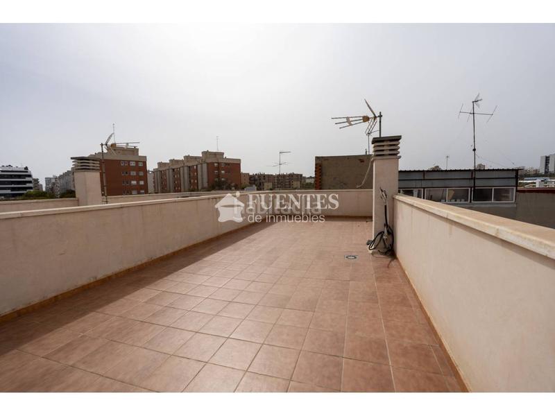 Foto 69554f0e-b14d-4d7e-8d44-740d8e127217. Casa adosada venta de casa adosada alacant en Garbinet - Parque de las Avenidas Alicante