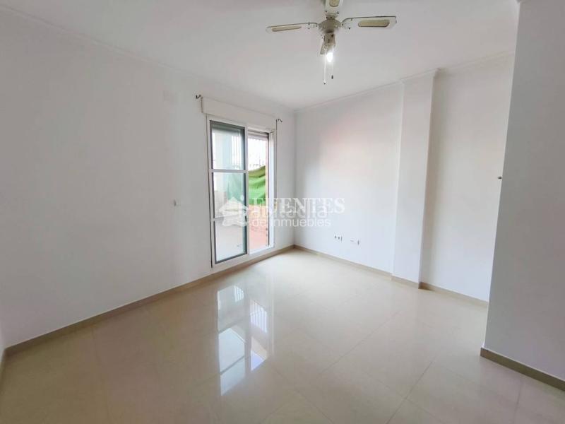 Foto a8616ec4-94e2-414d-b452-7eefc4bcbf5c. Casa adosada venta de casa adosada alacant en Garbinet - Parque de las Avenidas Alicante