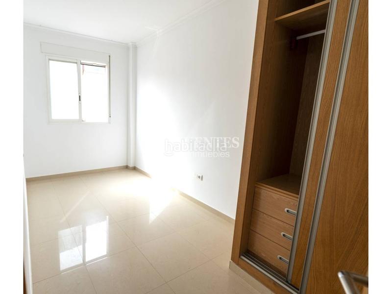 Foto b5b9fb6f-a07e-403a-b99e-b051deb8fb91. Casa adosada venta de casa adosada alacant en Garbinet - Parque de las Avenidas Alicante