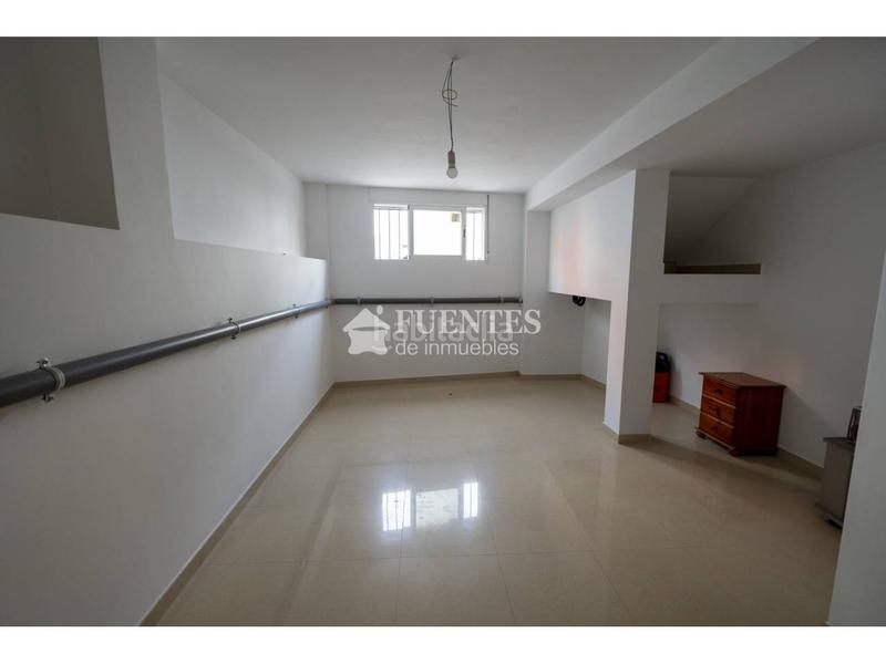Foto efdaaf32-5d95-4596-8bab-4a4a5da994b6. Casa adosada venta de casa adosada alacant en Garbinet - Parque de las Avenidas Alicante