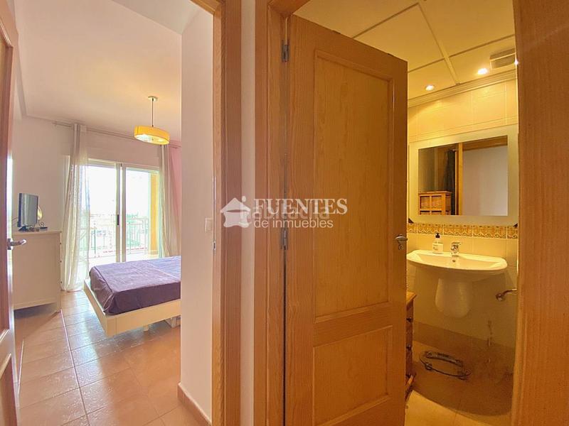 Foto 785b776c-f078-460f-9ee1-7d0da38f80d6. Pis amb calefacció aparcament piscina a Pueblo Acantilado-Lanuza Campello (el)