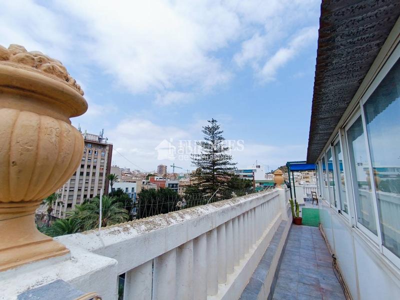 Foto 26dcfbd2-62ac-4852-a566-1cf75055068a. Dachwohnung in Mercado Alicante