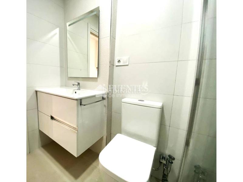 Foto 303ea6cb-b89e-4247-959f-91ca659d5429. Piso junto a la rambla en Barrio del Centro Alicante