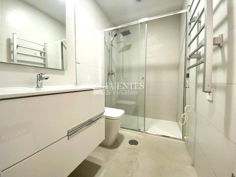 Foto 3aadb7cd-ef99-4d46-ae60-eb7cb786eff9. Piso junto a la rambla en Barrio del Centro Alicante