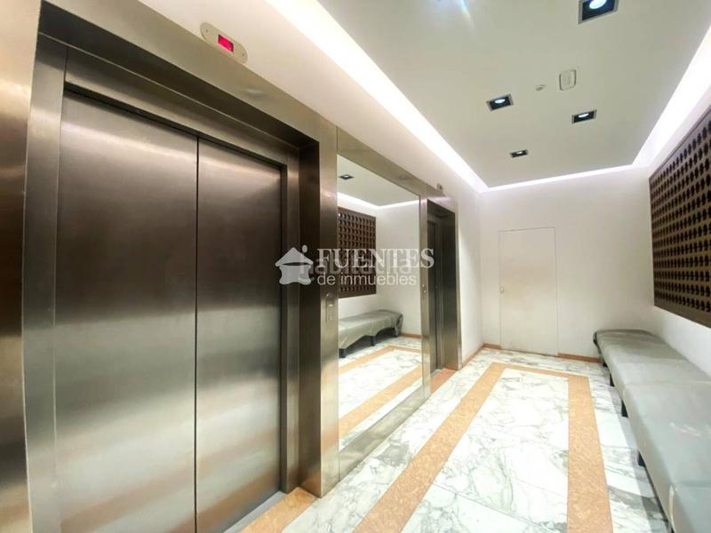 Foto 9cf649e0-e97d-4dc7-aeab-8b309b92ba40. Piso junto a la rambla en Barrio del Centro Alicante