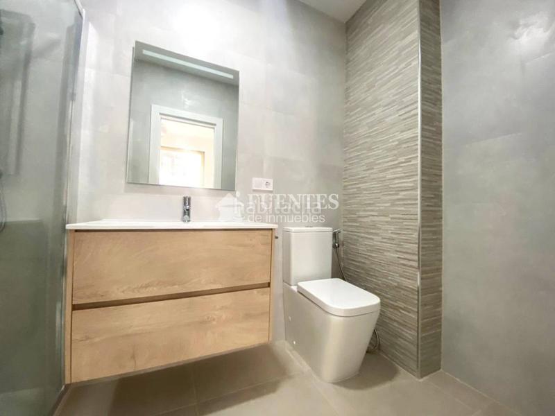 Foto c363771e-3f18-4453-a64a-ec5855be184b. Piso junto a la rambla en Barrio del Centro Alicante