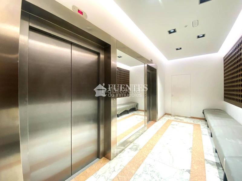 Foto fce0d4ca-c471-4600-b875-733127b8c229. Piso junto a la rambla en Barrio del Centro Alicante