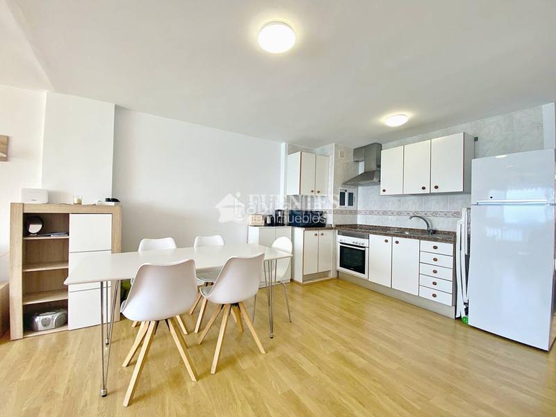 Foto d1ae6eb4-dca7-45c8-b681-bdced0fab4d4. Piccolo appartamento in Albufereta Alicante