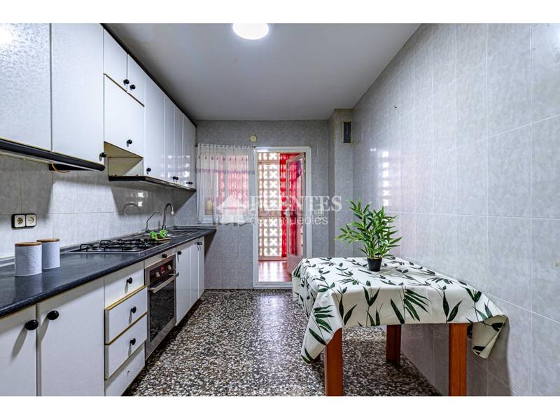 Foto 73c72c5b-bee9-4414-8165-dfbf044b4661. Appartamento con parcheggio in Norte Sant Vicent del Raspeig