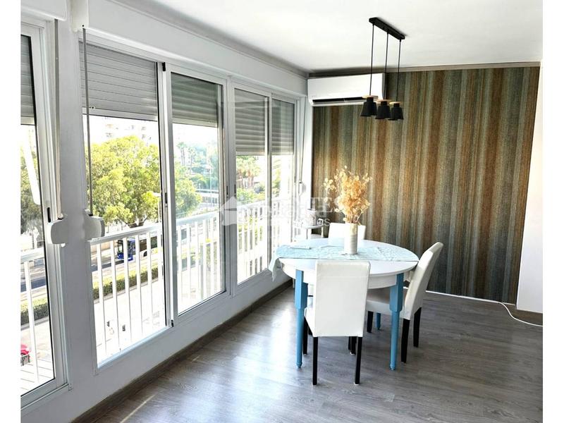 Foto 80fad33d-4f17-4dfb-a215-9cd6ba5be806. Appartamento con riscaldamento parcheggio piscina in Alicante