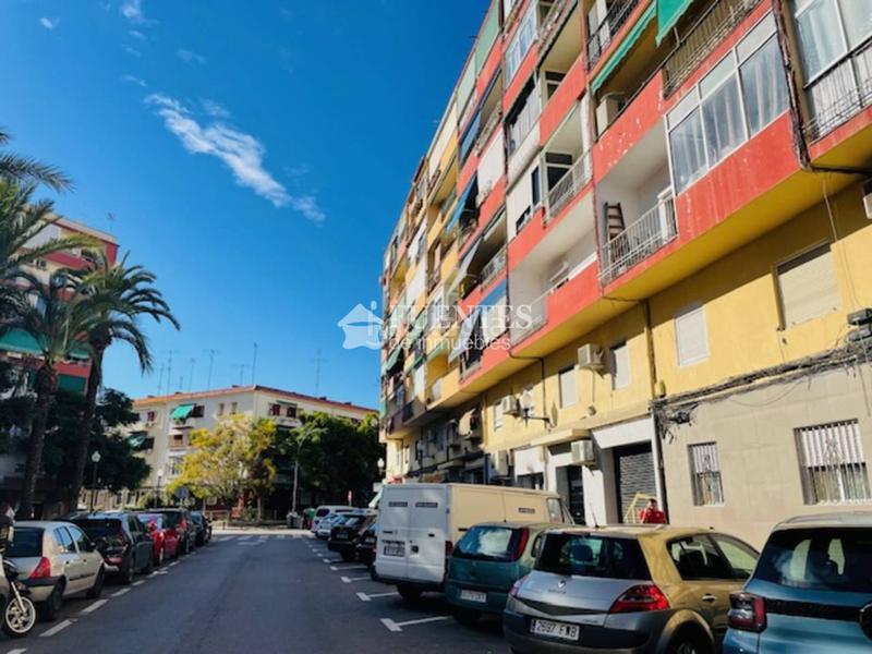 Foto 85f51533-8595-49a6-947d-59a941170b3e. Appartement dans Pla de Bon Repós Alicante