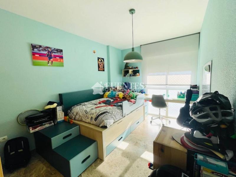 Foto 68fde410-e81c-44d9-a8ac-f9a611507f4c. Appartamento con riscaldamento parcheggio in Garbinet - Parque de las Avenidas Alicante