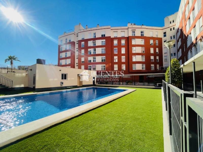 Foto e2833ccc-7205-469f-a60f-0e0501a094b2. Appartamento con riscaldamento parcheggio in Garbinet - Parque de las Avenidas Alicante