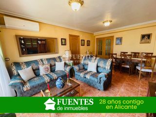 Etagenwohnung in Campoamor. Piso con ascensor reformado junto el a.d.a campoamor