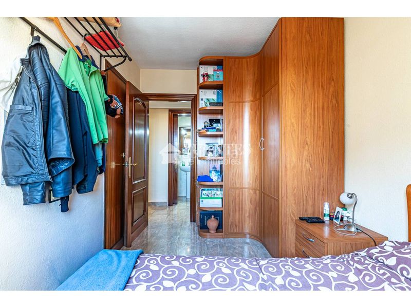 Foto 8ab257d0-9a7e-4188-8405-fcf1420afaa6. Pis amb aparcament a Babel Alicante