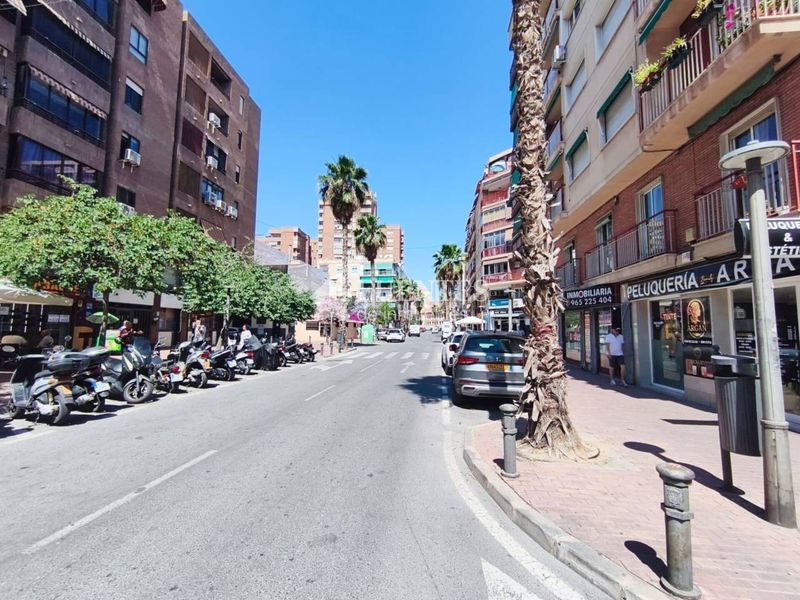 Foto 16b1eb05-0ac8-40ad-bec2-0844b7917693. Apartament a Carolinas Altas Alicante