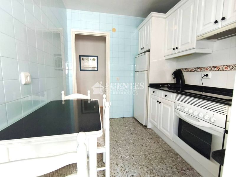 Foto 377271f9-7bc8-4220-bc2b-c0d3d39c3668. Apartament a Carolinas Altas Alicante