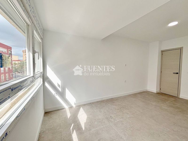 Foto a7016701-579b-4378-9703-7fb0004c62ff. Pis a Campoamor Alicante