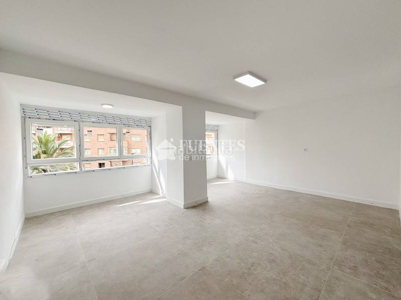 Foto a8ee3db1-bb06-4b50-9ad4-371a8b3f2473. Pis a Campoamor Alicante