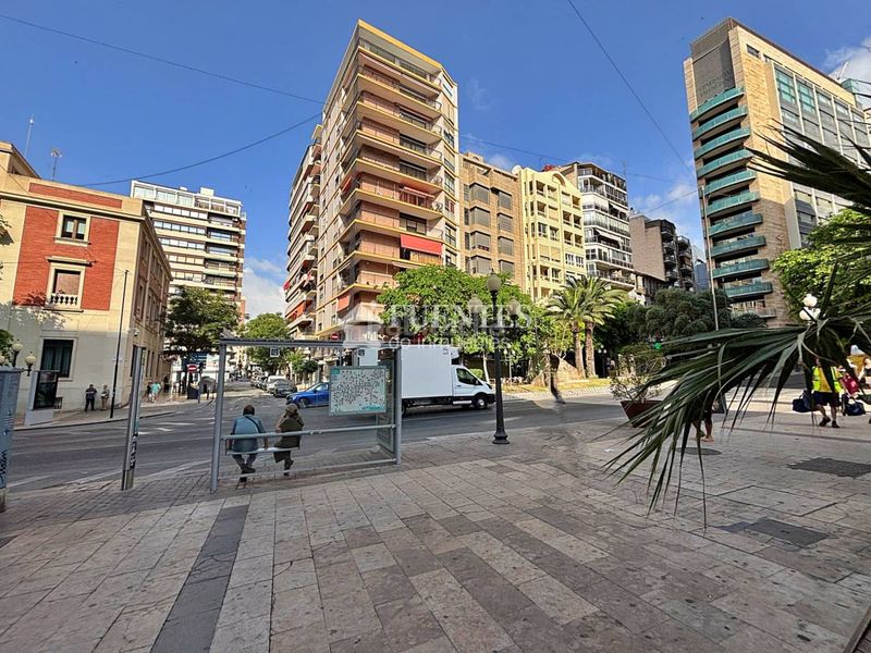 Foto 636a320c-5958-4628-b740-178a51cdf5af. Pis a Casco Antiguo - Sta. Cruz - Ayuntamiento Alicante