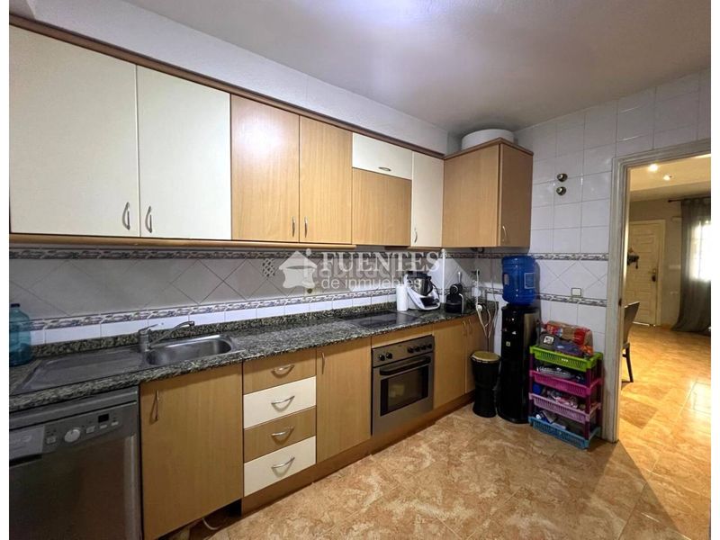 Foto b7ec3a36-925d-43de-b59a-9c37cf3e0ebb. Casa amb piscina a Monte y Mar Santa Pola