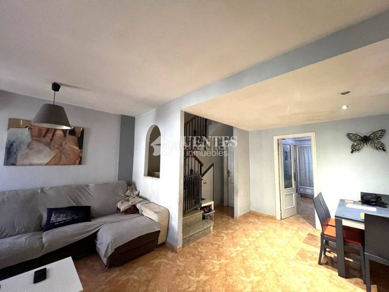 Foto cbe25743-cc06-4a58-8aa7-b3ac4d85389d. Casa amb piscina a Monte y Mar Santa Pola