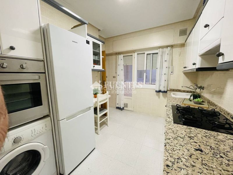 Foto 0338e6c3-615e-4b0d-8409-e2413d3bd0f8. Pis a Campoamor Alicante