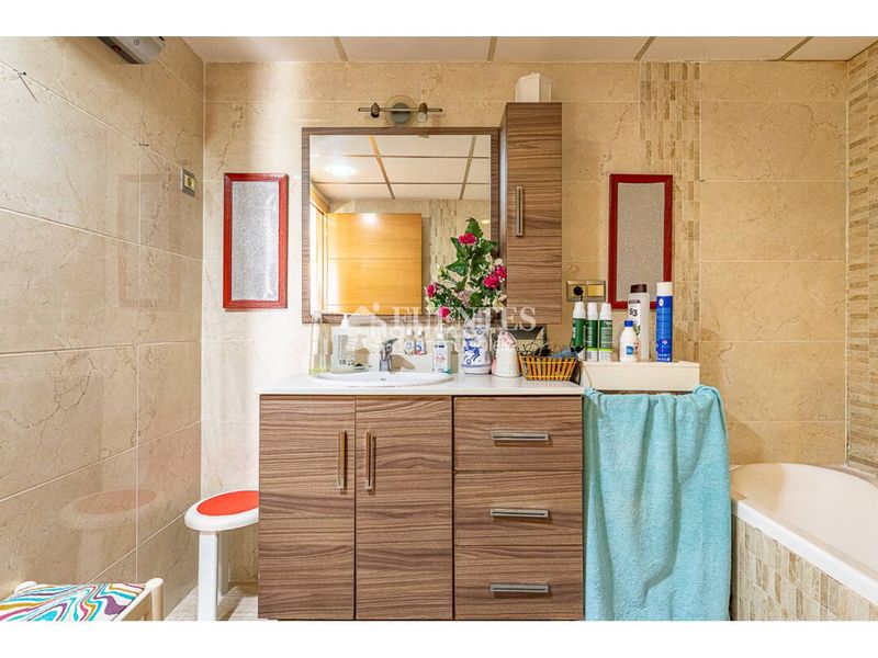 Foto abbab216-6eed-460b-a6a1-4f4cbb6b2d8f. Pis amb aparcament piscina a Playa de San Juan Alicante