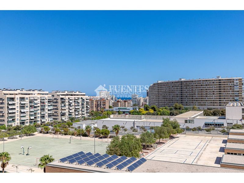 Foto b30d7b6b-8c10-445b-8bd7-50e790eb7e2d. Pis amb aparcament piscina a Playa de San Juan Alicante