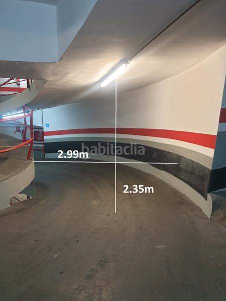 Foto 169d45f8-3de4-4e0e-b777-d8d614c1bbad. Aparcament cotxe a carrer de la lluna 11 a Raval Barcelona