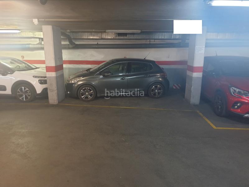 Foto 493a3d97-1be7-4eb1-b5bd-4642a88b239c. Aparcament cotxe a carrer de la lluna 11 a Raval Barcelona