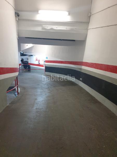 Foto c457a4b0-f343-4752-b744-ec9cc9470184. Aparcament cotxe a carrer de la lluna 11 a Raval Barcelona
