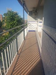 Pis  Carrer general moragues 34. Reformado a estrenar !!!!! soleado y muy luminoso !!!