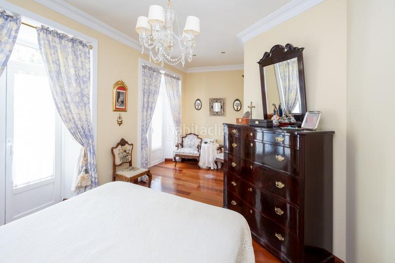 Foto 286a62d9-4d08-468f-ab08-1a15bd011c82. Casa fantastica casa en plaza de los lobos en Camino de Ronda Granada