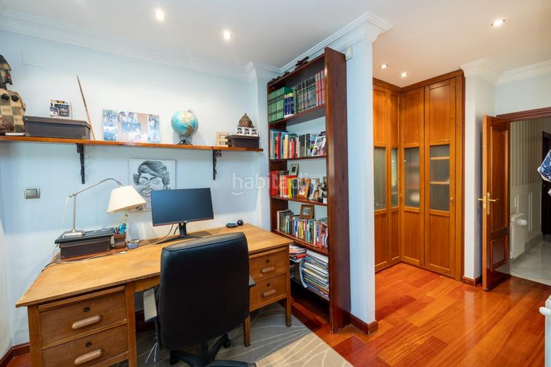 Foto 757333e8-3e20-40bb-bd54-8c870c0b1ed0. Casa fantastica casa en plaza de los lobos en Camino de Ronda Granada