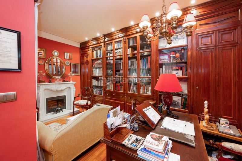 Foto a92c7ede-b0a0-4654-962e-e0d5784bb448. Casa fantastica casa en plaza de los lobos en Camino de Ronda Granada