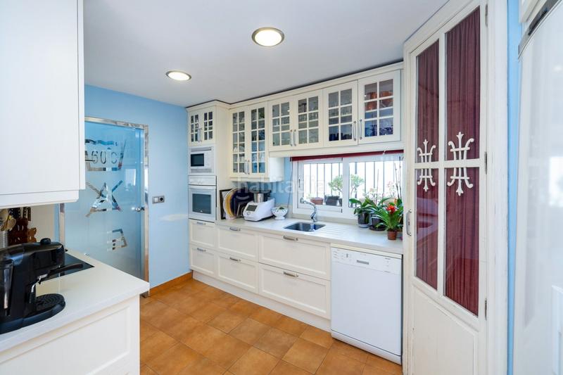 Foto be6d3745-7d14-4794-8c91-362b6e56eb3b. Casa fantastica casa en plaza de los lobos en Camino de Ronda Granada