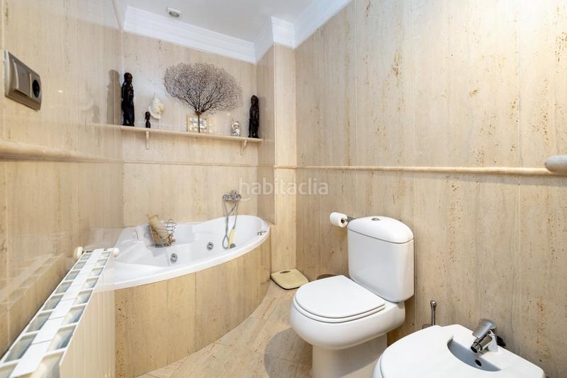 Foto bf47379b-69b3-4d12-9e2d-a5b32ee8cd21. Casa fantastica casa en plaza de los lobos en Camino de Ronda Granada