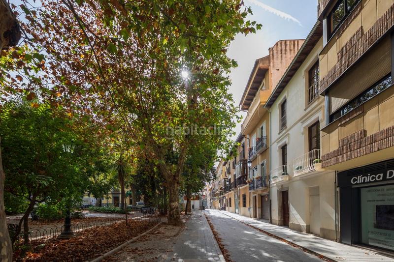 Foto e57855c6-6496-458b-a518-f79e49a7db00. Casa fantastica casa en plaza de los lobos en Camino de Ronda Granada