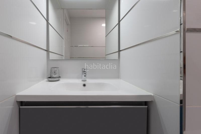 Foto 5ba2156f-f147-4c51-921b-7724495c1cfb. Local comercial a Puerto Deportivo Fuengirola