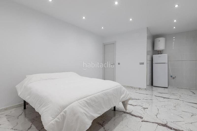 Foto e13cfce8-c16f-411c-b0aa-58752cf6bd81. Local comercial a Puerto Deportivo Fuengirola