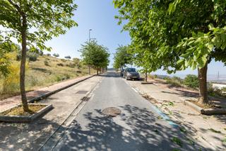 Terreny residencial a Alfacar. Terreno industrial en alfacar, perfecto para inversores