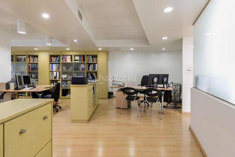 Foto 2e33f659-ca01-4342-a6ac-406d259a48eb. Locale commerciale in San Matías - Realejo Granada