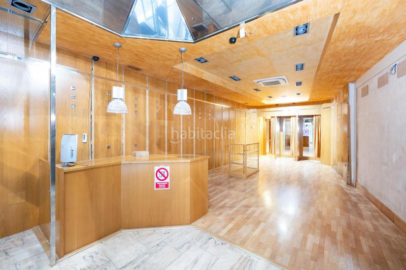 Foto e5c1802e-b087-427b-bd66-00ba844a4cb6. Local commercial dans Centro - Sagrario Granada