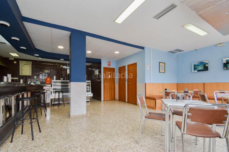 Foto 306cb6ef-7682-450b-bb82-b72323b8335a. Local comercial a plaza de poeta garcilaso de la vega 6 a Granada