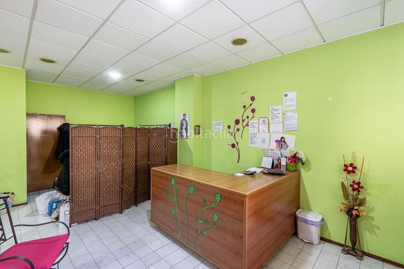 Foto af79a999-6eae-43f3-bb8f-ee997f4e3237. Local comercial a Plaza de Toros Granada